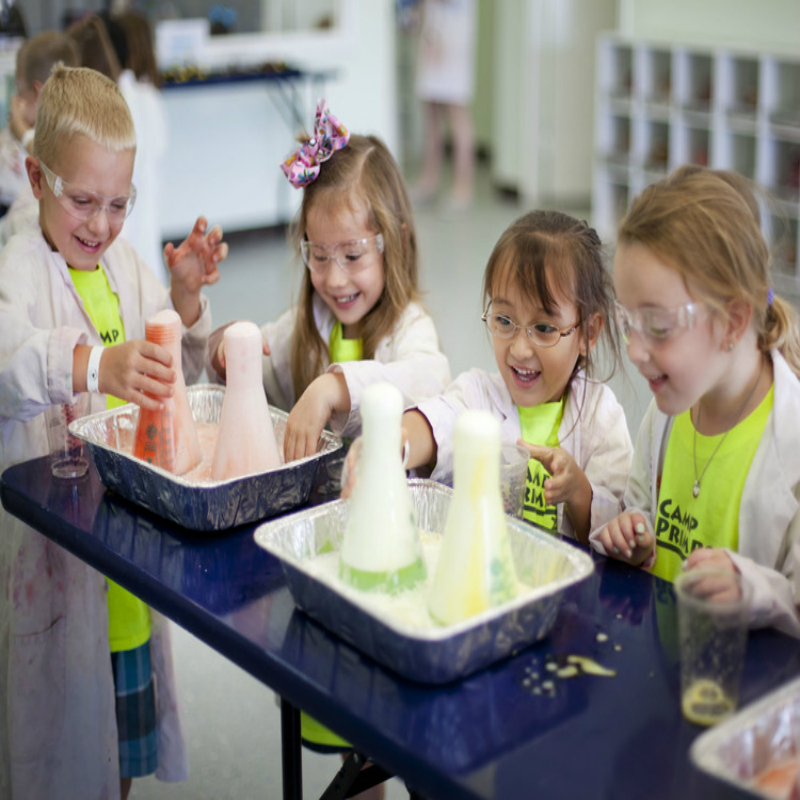 Kids doing science experiment