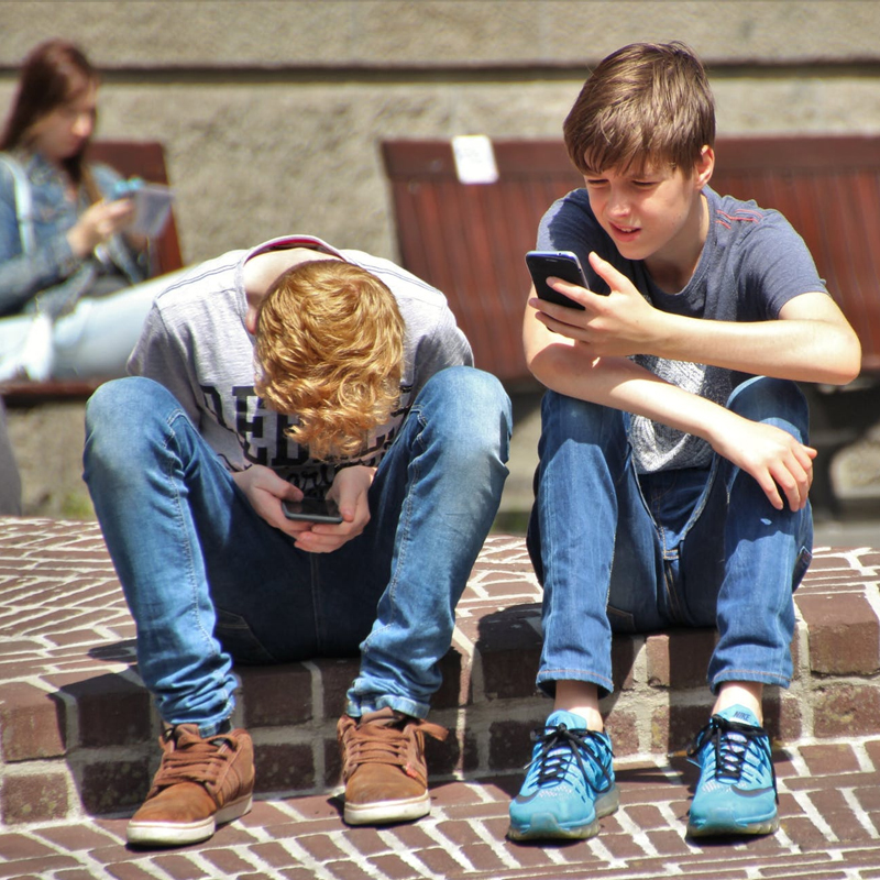 Smartphone causes child to get less sleep