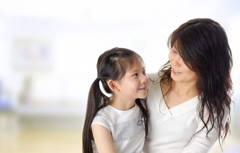 conversation between mother and daughter