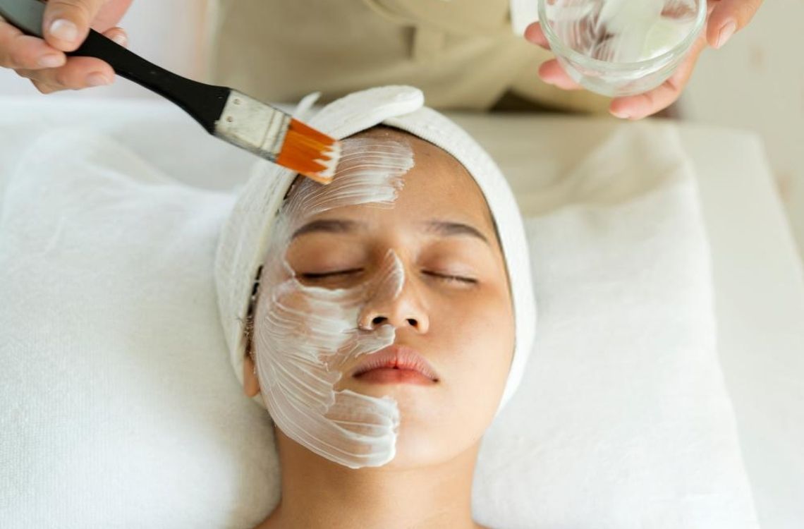 self-reward - relaxing facial session